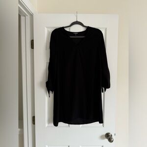 Express quarter sleeve shift dress